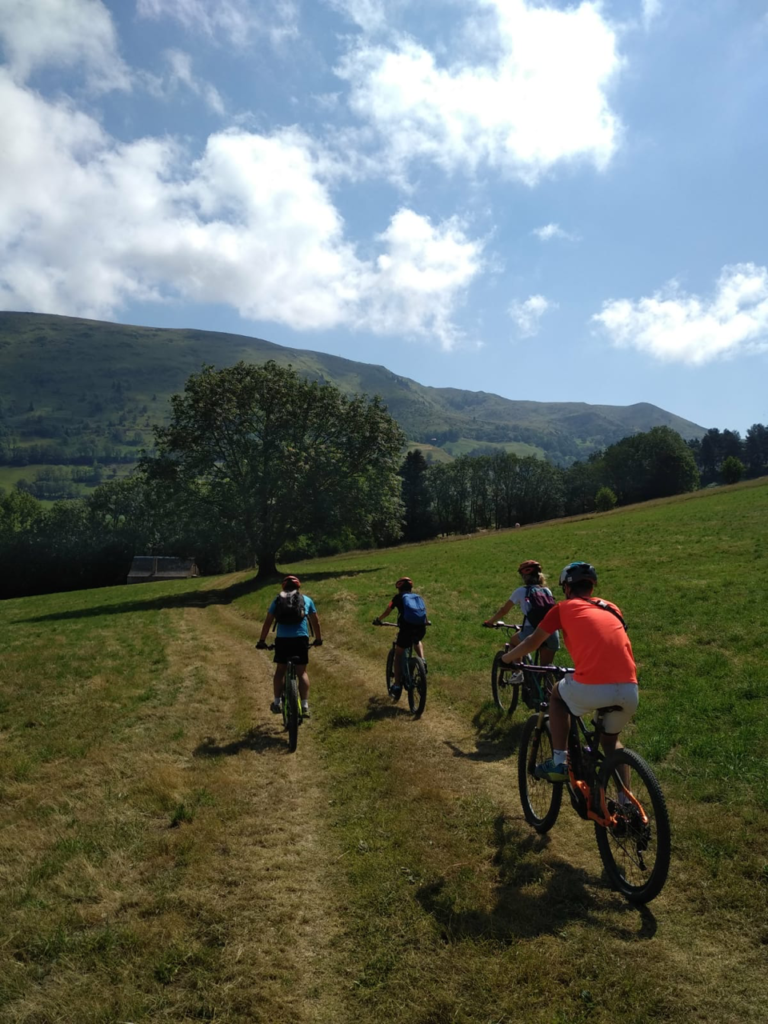 rando VTT famille Tucaou Pyrenees